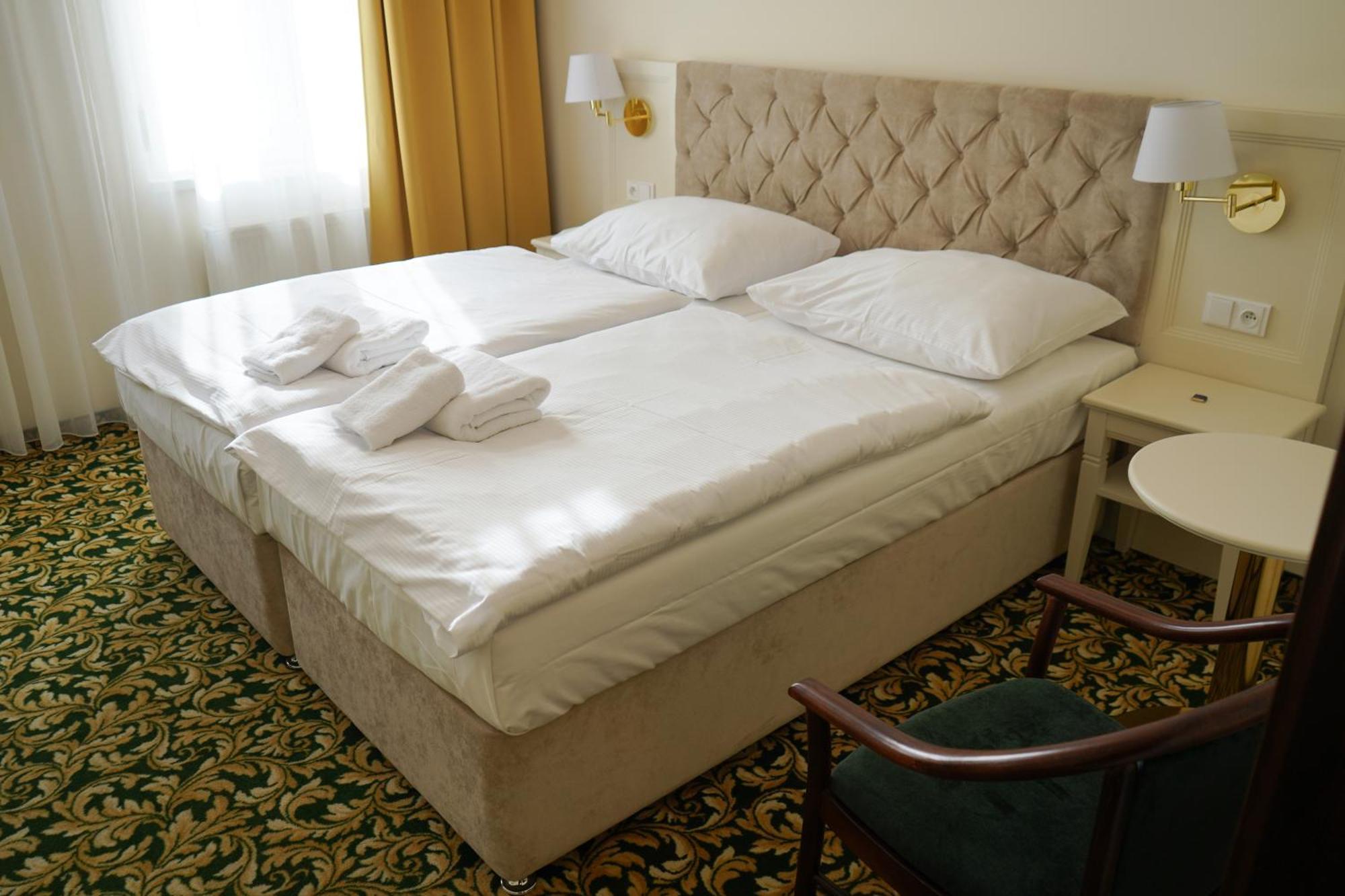 Ea Hotel Elefant Karlovy Vary Ngoại thất bức ảnh
