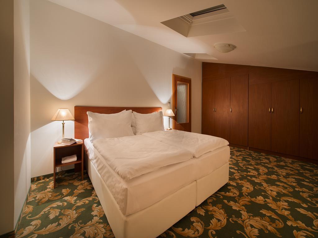 Ea Hotel Elefant Karlovy Vary Ngoại thất bức ảnh